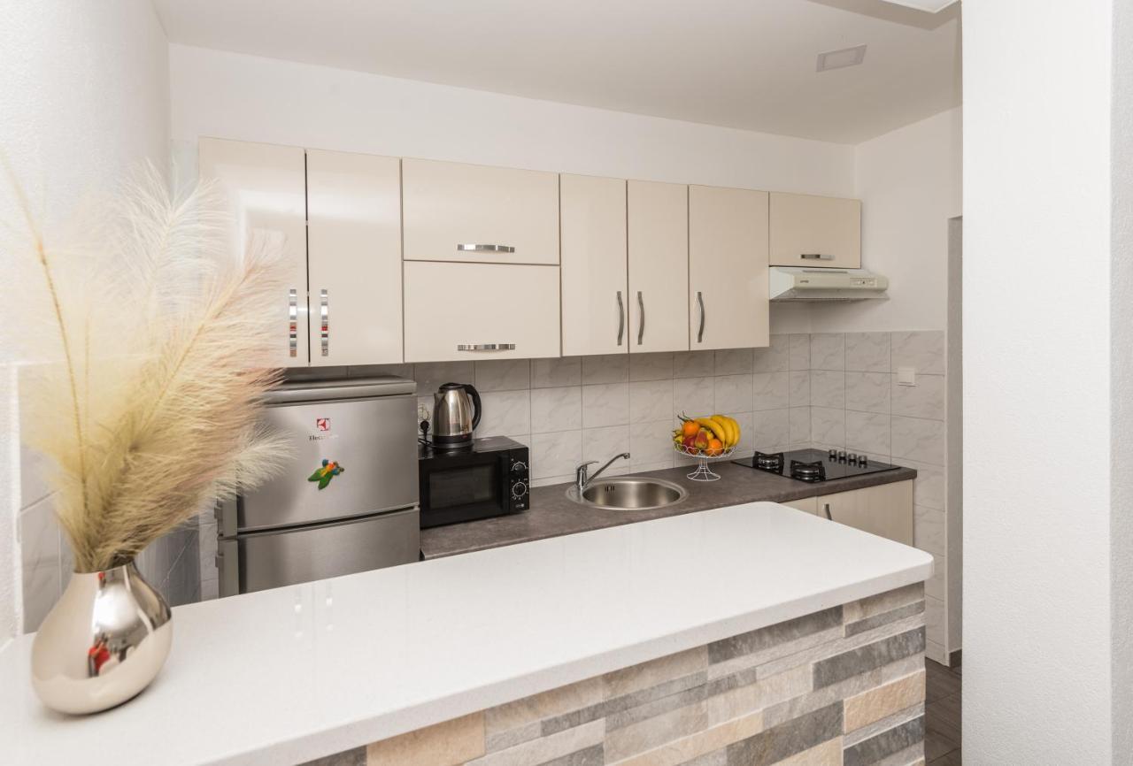 Makarska Dalija Apartment Bagian luar foto