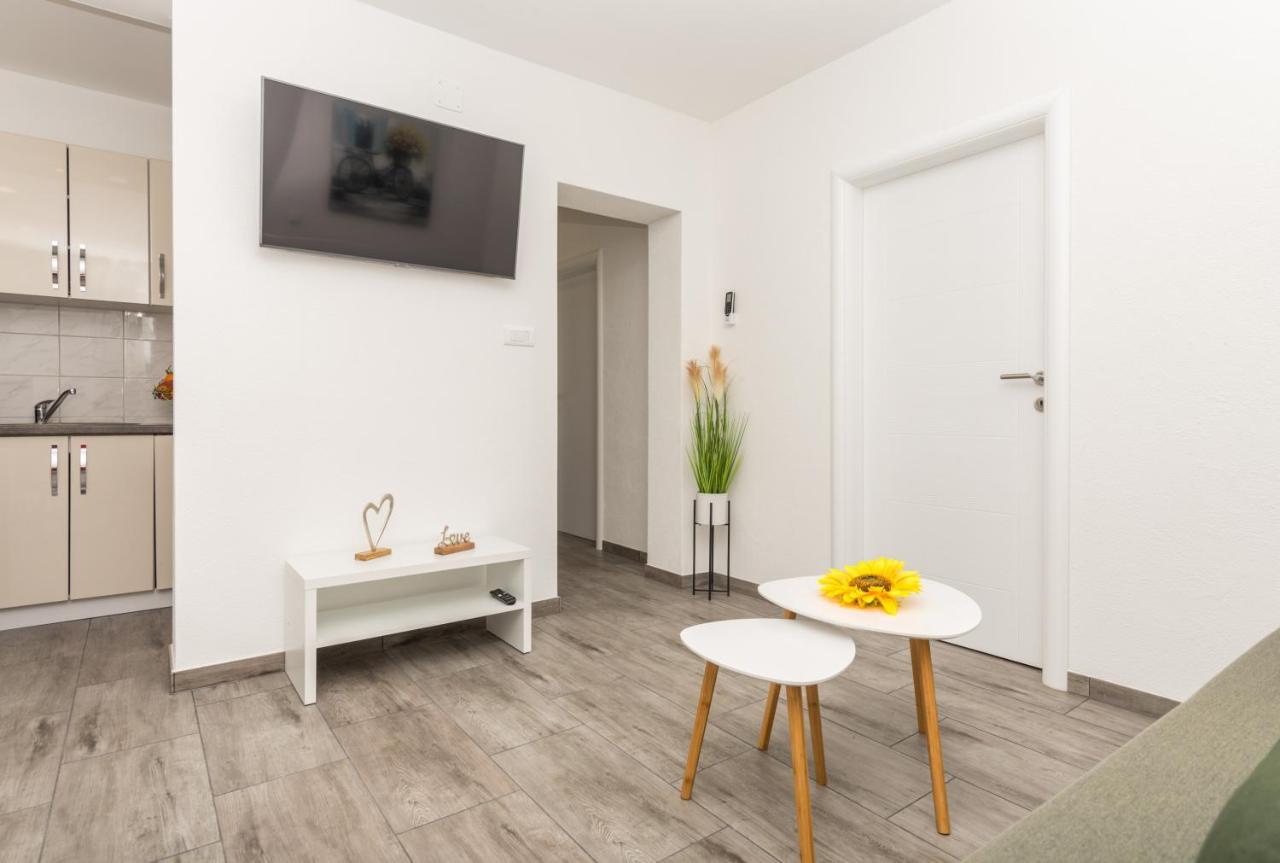 Makarska Dalija Apartment Bagian luar foto